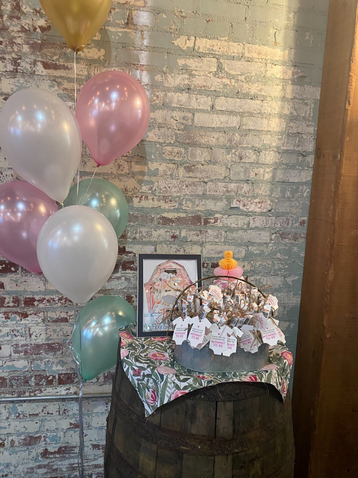 Shower favor table